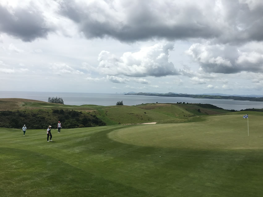 <h2>2018 New Zealand & Australia Golf Cruise</h2>13 Nights | 5-6 Rounds | Auckland to Sydney | February 22 – March 7